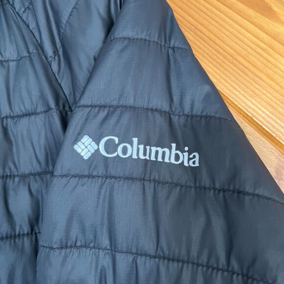 Columbia Black Light Weight Hooded Puffer - Picture 4 of 4